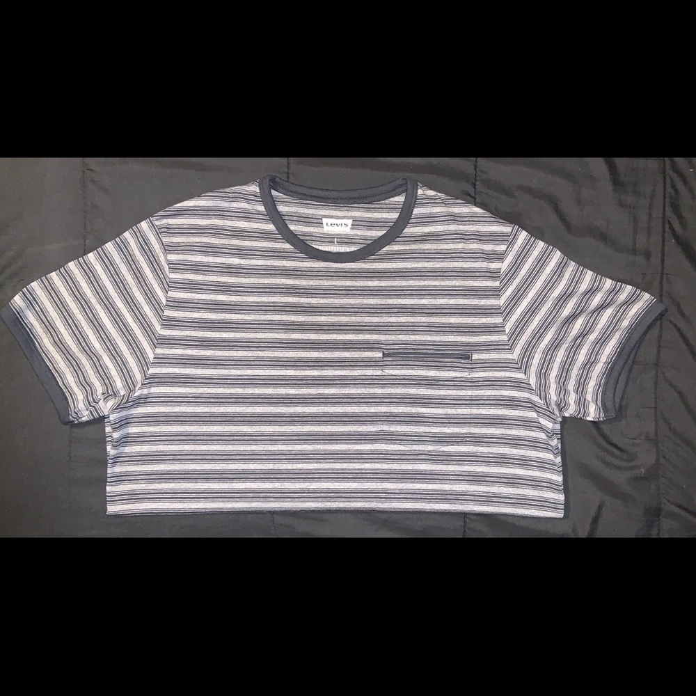 Levi’s T- Shirt NWOT